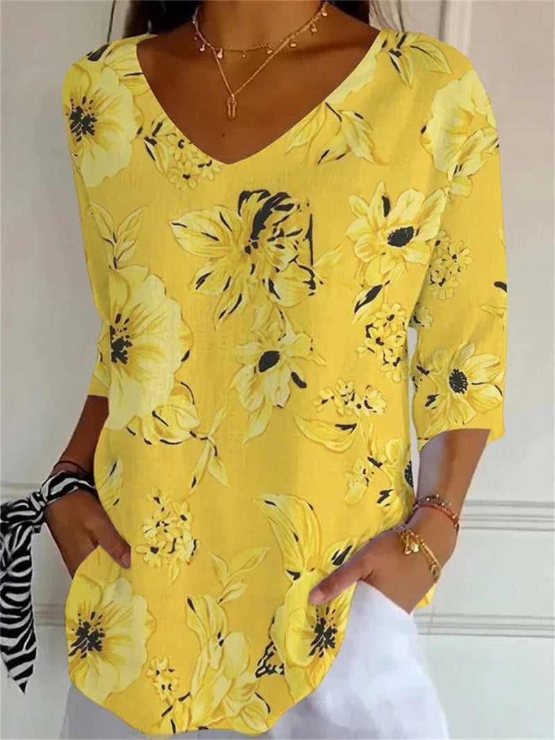 Vintage Floral Print V-neck 3/4 Sleeve T-Shirt