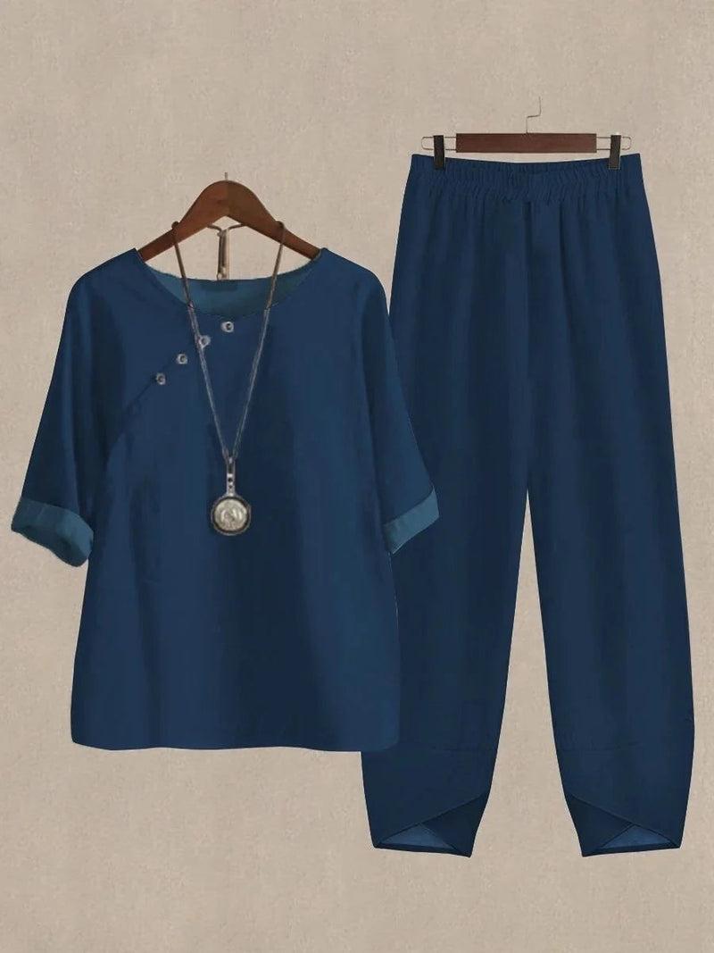 Elegant Navy Round Neck Solid Half Sleeve Two Piece Suit