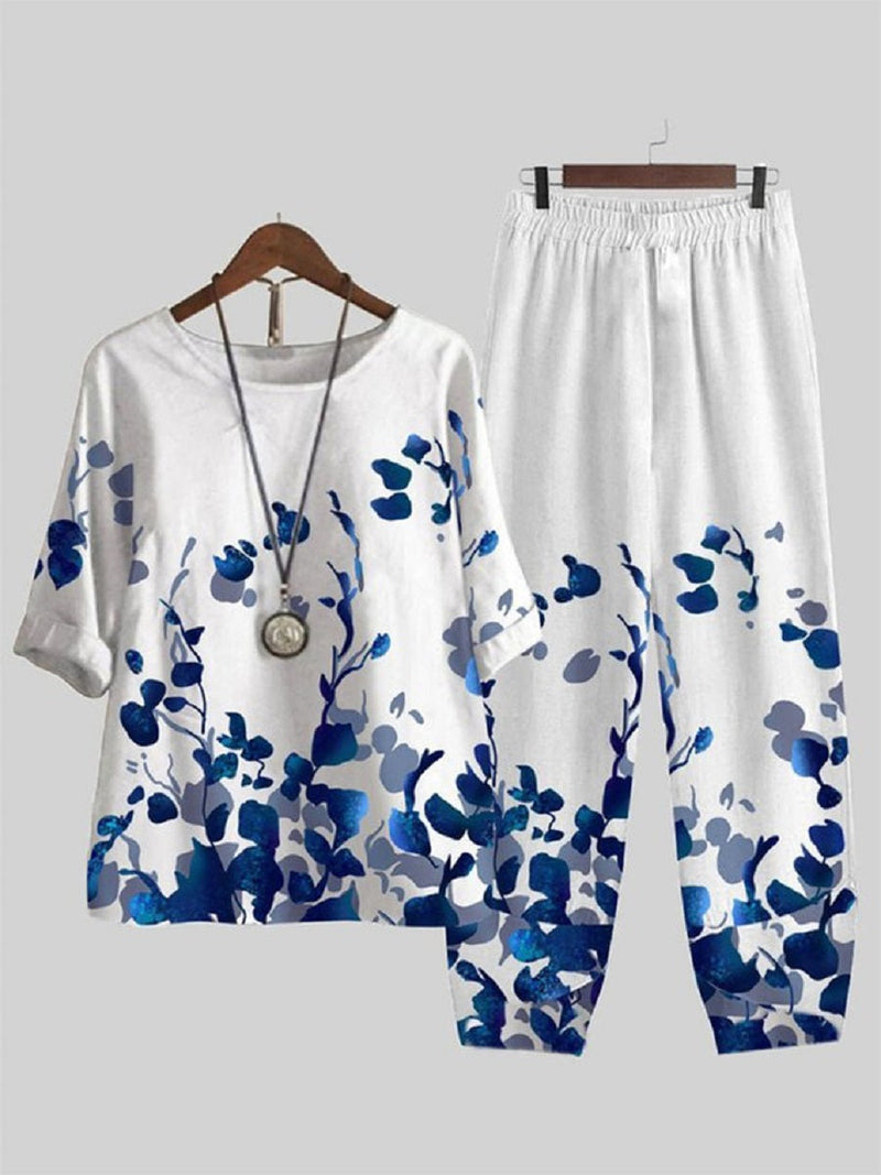 Blue Round Neck Floral Printed Half Sleeve Casual Two Piece Suit